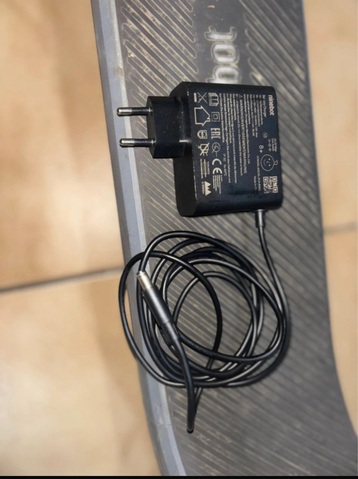 Trottinette ninebot, Vélos & Vélomoteurs, Enlèvement, Utilisé