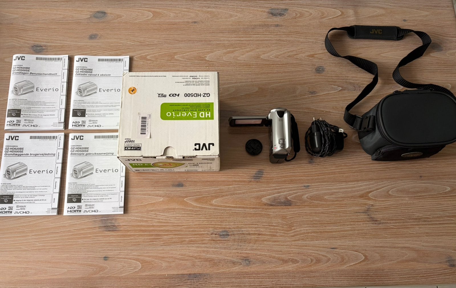 Caméscope JVC, TV, Hi-fi & Vidéo, Caméscopes numériques, Comme neuf, Caméra, JVC, 8 à 20x, Full HD, Enlèvement