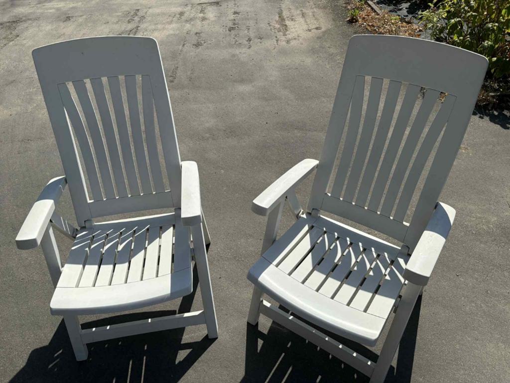 2 chaises de jardin
