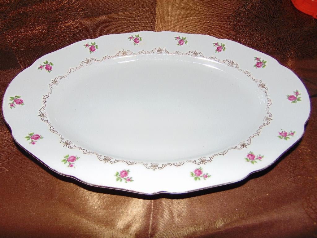 Oude serveerschaal met roosjes, Antiek en Kunst, Antiek | Servies los, Ophalen of Verzenden