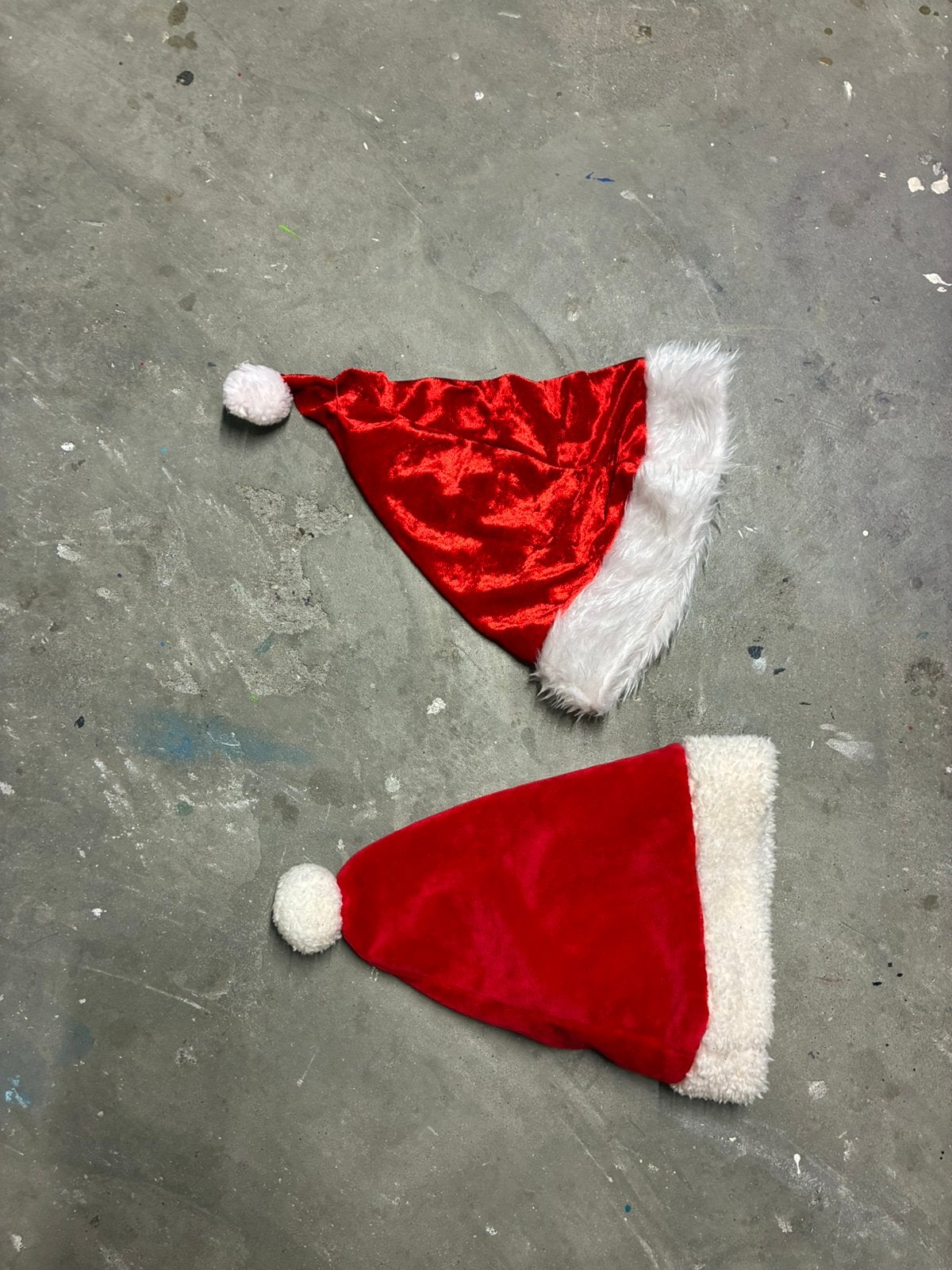 Chapeaux de Noël, Enlèvement ou Envoi, Comme neuf