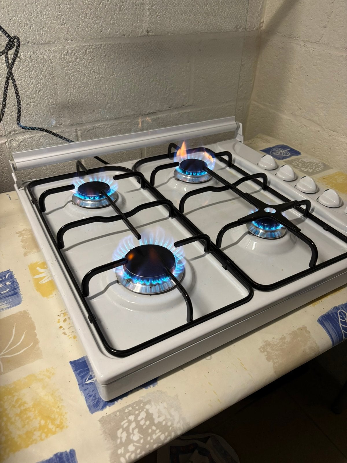 Beko vrijstaand gasfornuis Zeer goed werkend, Elektronische apparatuur, Ophalen, Zo goed als nieuw, Vrijstaand