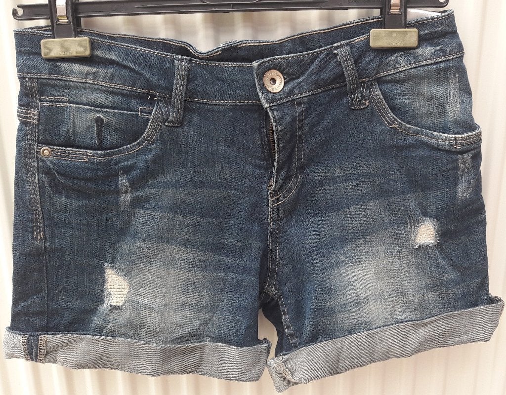 Jeansshort van C&A maat 38, Kleding | Dames, Broeken en Pantalons, Maat 38/40 (M), Blauw, Gedragen, C&A.