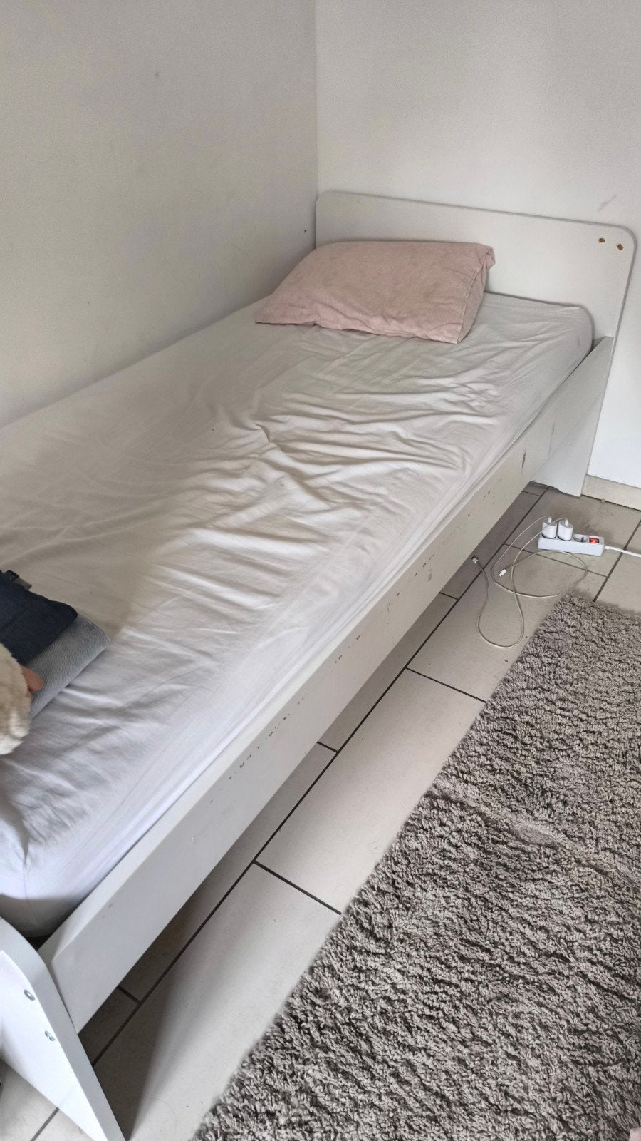 lit complet une personne + un matelas et un sommier en plus, Maison & Meubles, Enlèvement, Une personne