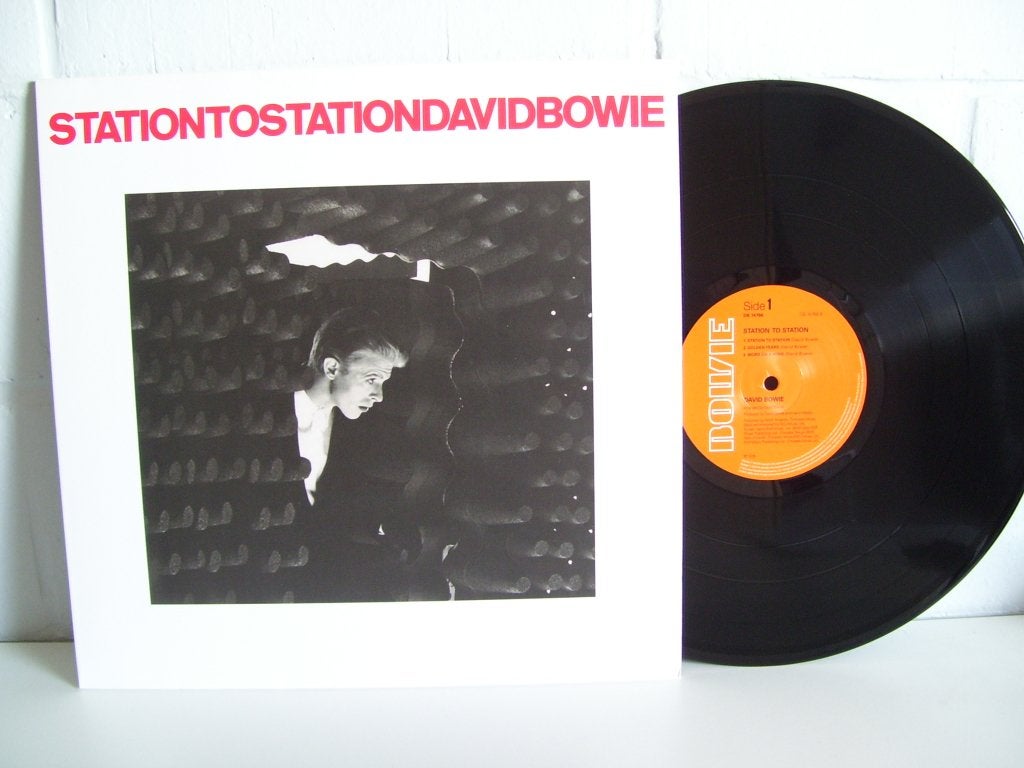 DAVID BOWIE  station to station, CD & DVD, Avec pochette intérieure, Enlèvement ou Envoi, Funk, Comme neuf