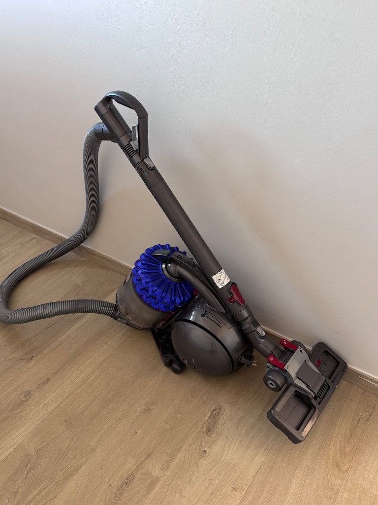 Aspirateur, Electroménager, Enlèvement ou Envoi, Comme neuf, 1200 à 1600 watts, Sac à poussière
