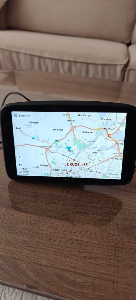 Gps TomTom go discover, Autos : Divers, Navigation de voiture, Enlèvement