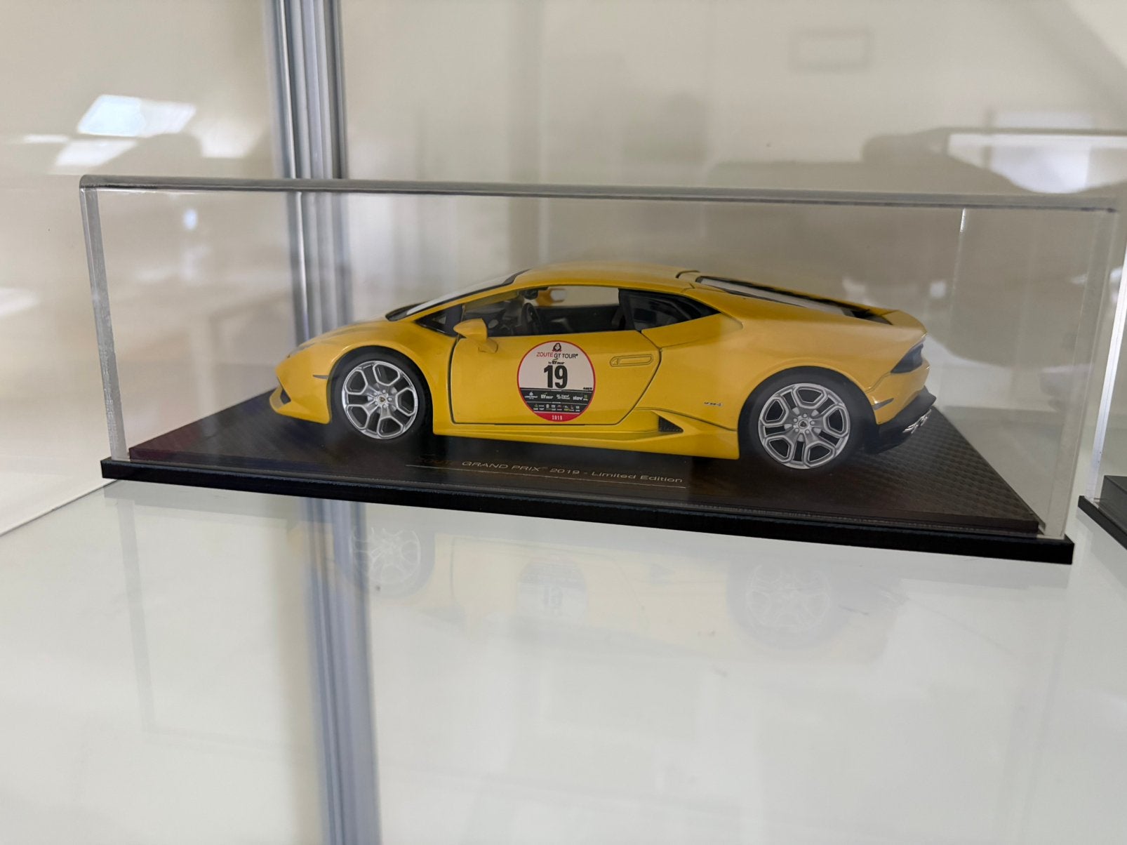 Lamborghini zoute grand prix, Ophalen, Zo goed als nieuw