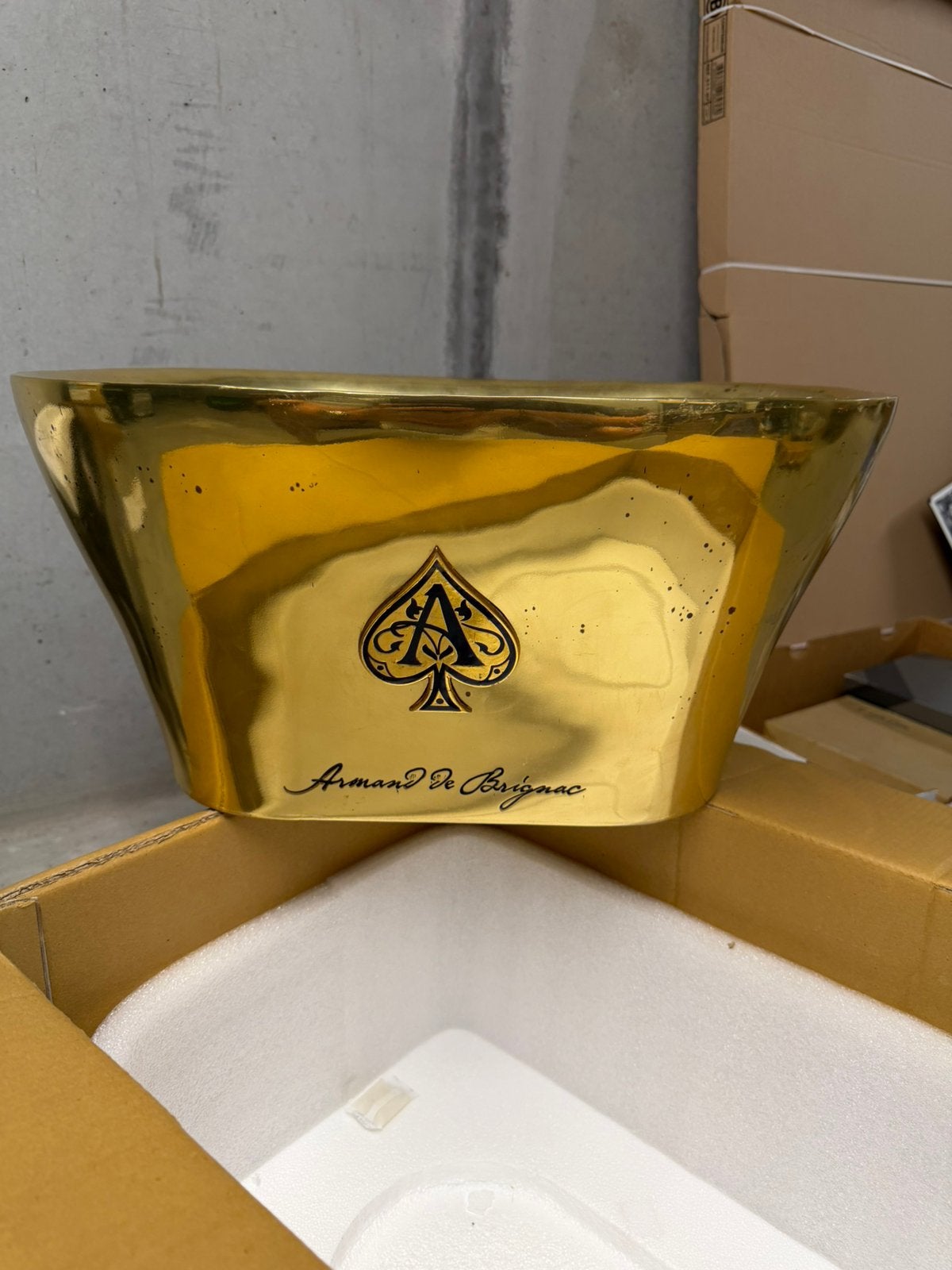Grote ijsemmer Armand de Brignac, Ophalen, Zo goed als nieuw