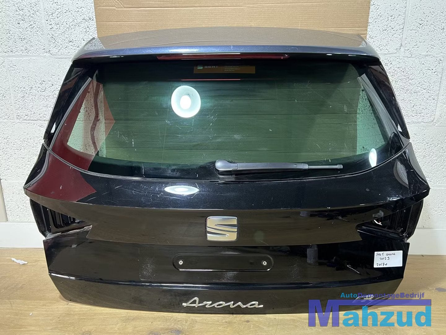 SEAT ARONA Donker blauw achterklep 2017+, Arrière, Autovia A-2, Km 585 585
08760  Martorell, ES, SEAT S.A., Utilisé