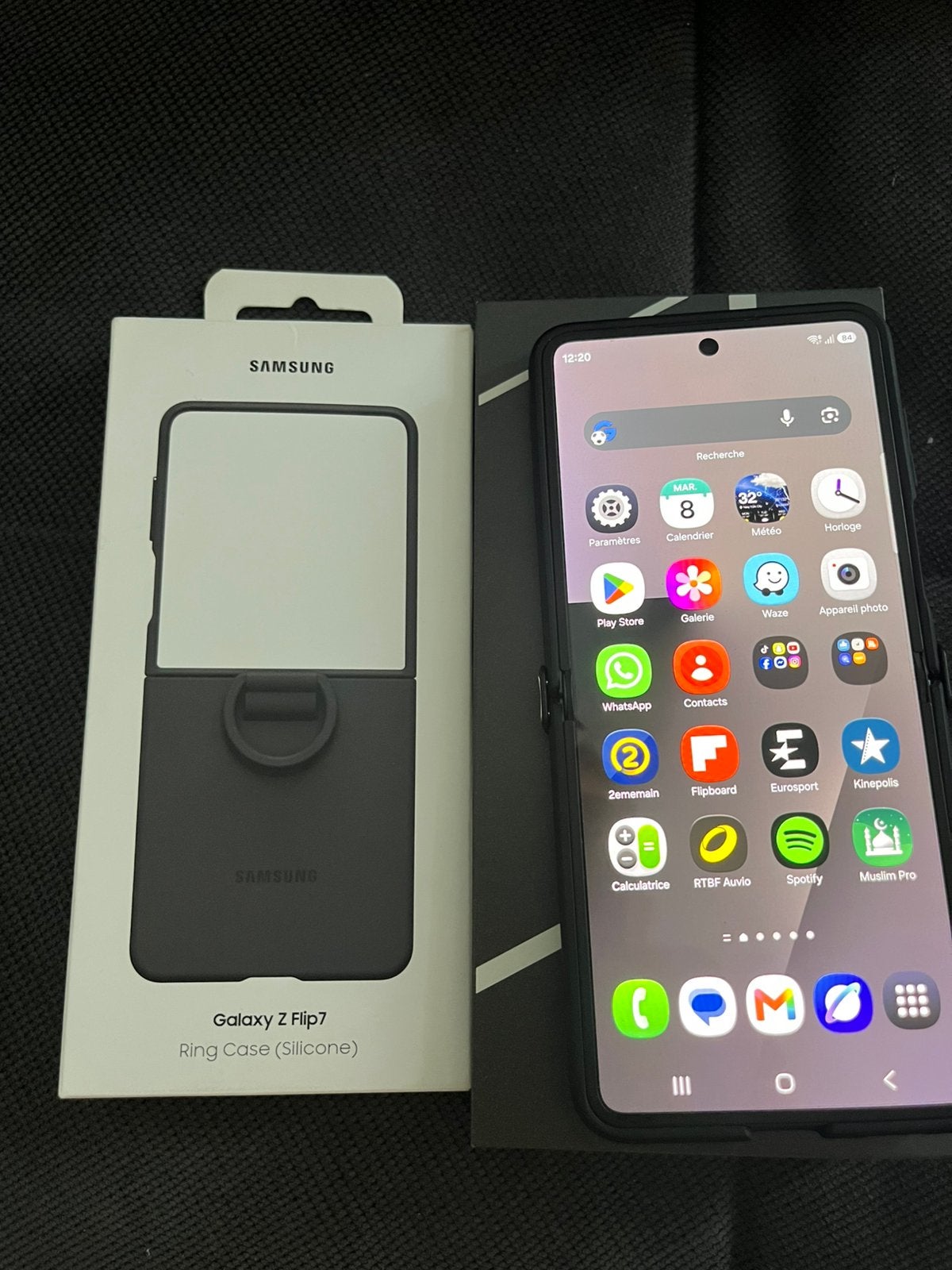 Samsung Z flip 7, Télécoms, Téléphonie mobile | Samsung, Enlèvement ou Envoi, Comme neuf, Noir