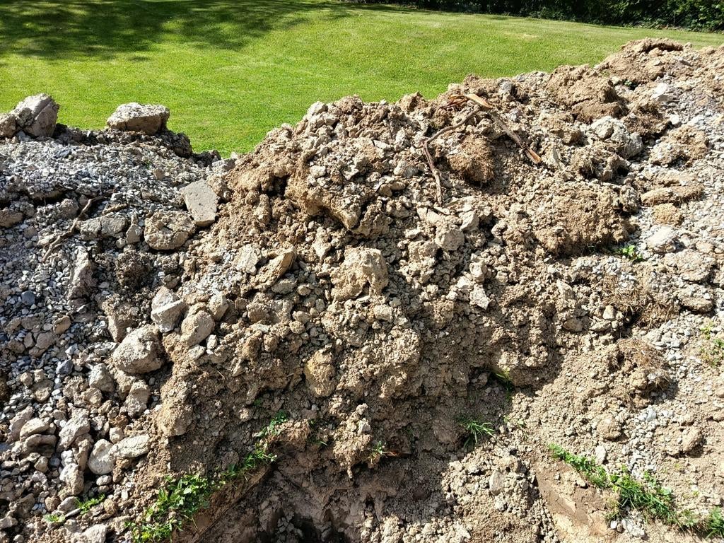 Terre de remblais à donner, Enlèvement