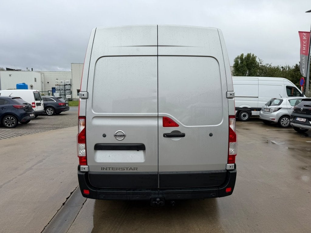 Nissan Interstar (Stock ID 40401) — 6