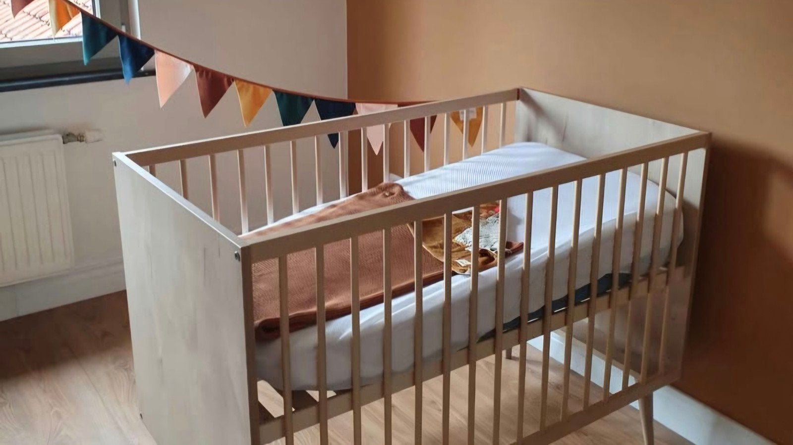 𝐐𝐮𝐚𝐱 𝐥𝐞𝐝𝐢𝐤𝐚𝐧𝐭 + 𝐀𝐞𝐫𝐨𝐒𝐥𝐞𝐞𝐩 𝐬𝐞𝐭, Kinderen en Baby's, Kinderkamer | Complete kinderkamers, Ophalen, Zo goed als nieuw