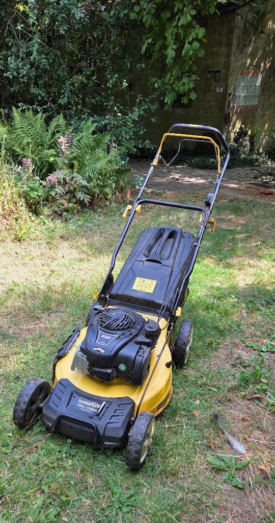Grasmaaier Power Plus - Briggs & Stratton, Tuin en Terras, Grasmaaiers, Ophalen, Cirkelmaaier, Gebruikt, Opvangbak