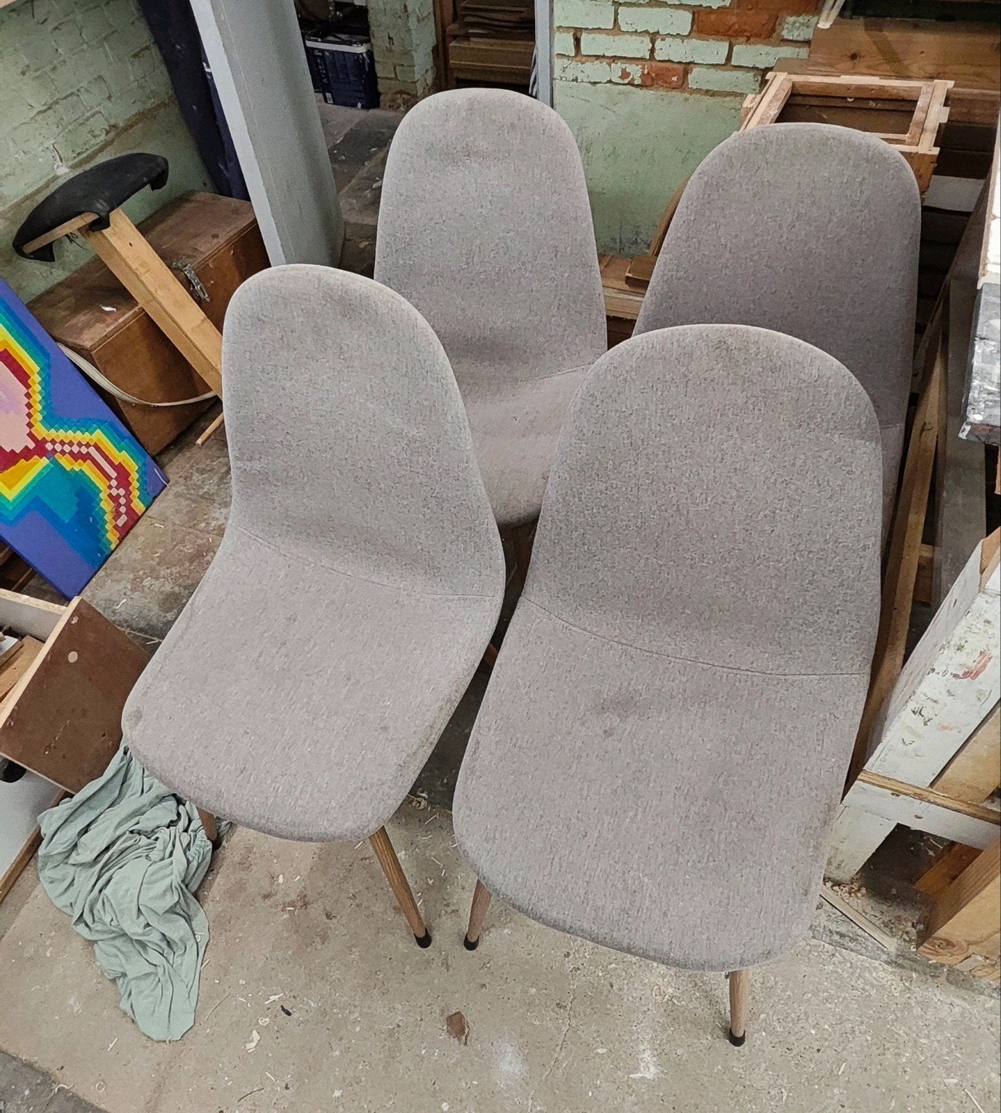 Vier eetkamerstoelen, Maison & Meubles, Gris, Enlèvement, Utilisé, Modern