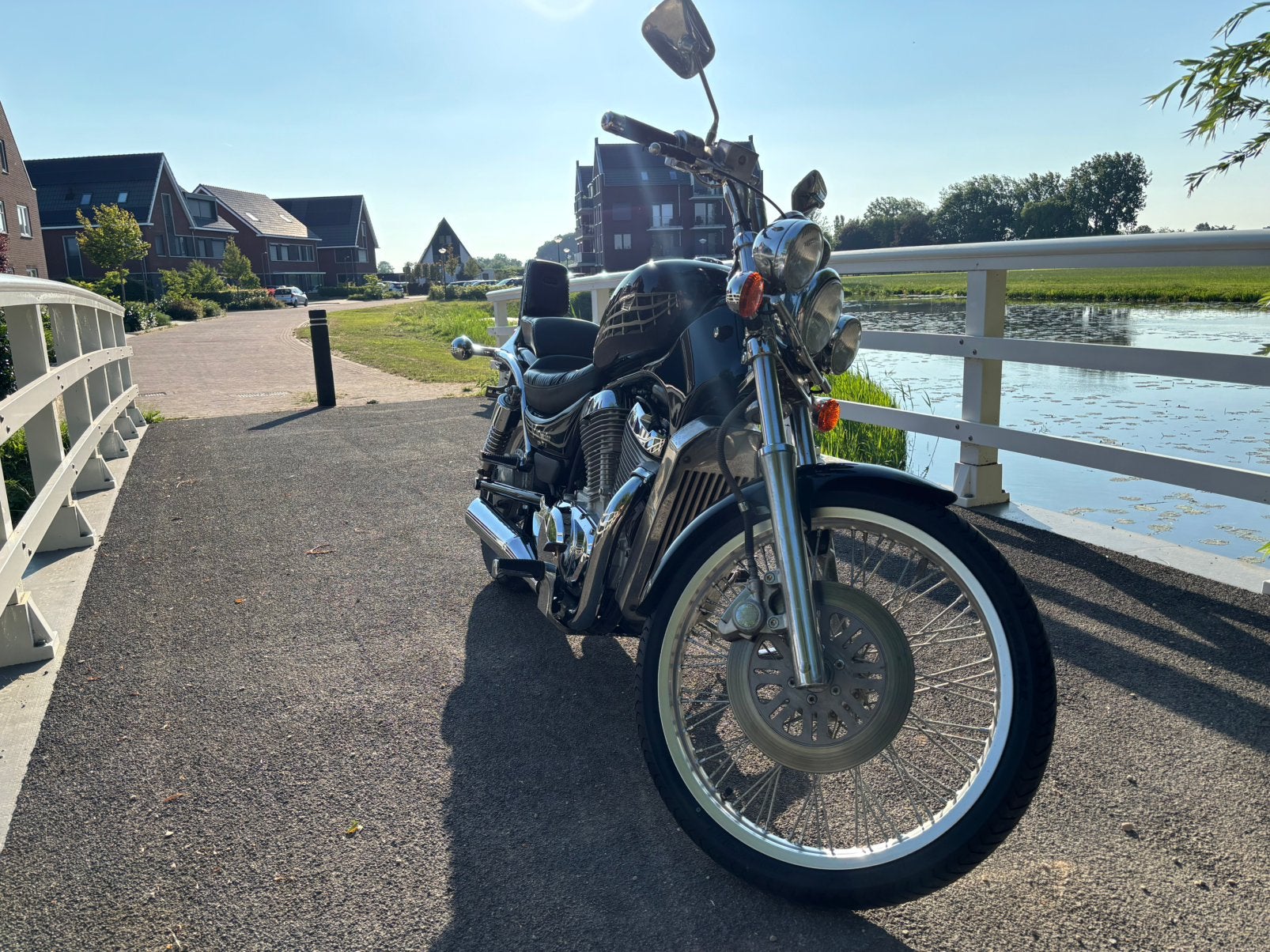 Suzuki intruder 800, Ophalen