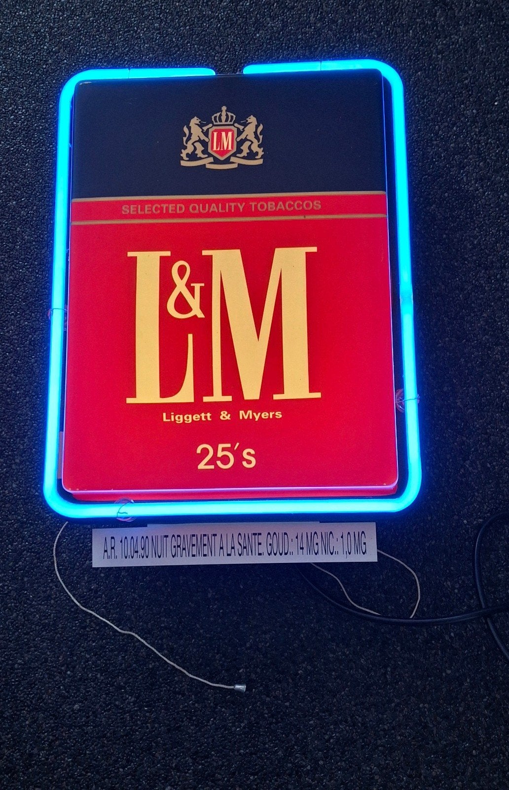 Neon reclame licht tabak sigaretten L&M 43 x 31 cm, Ophalen, Zo goed als nieuw, Overige typen