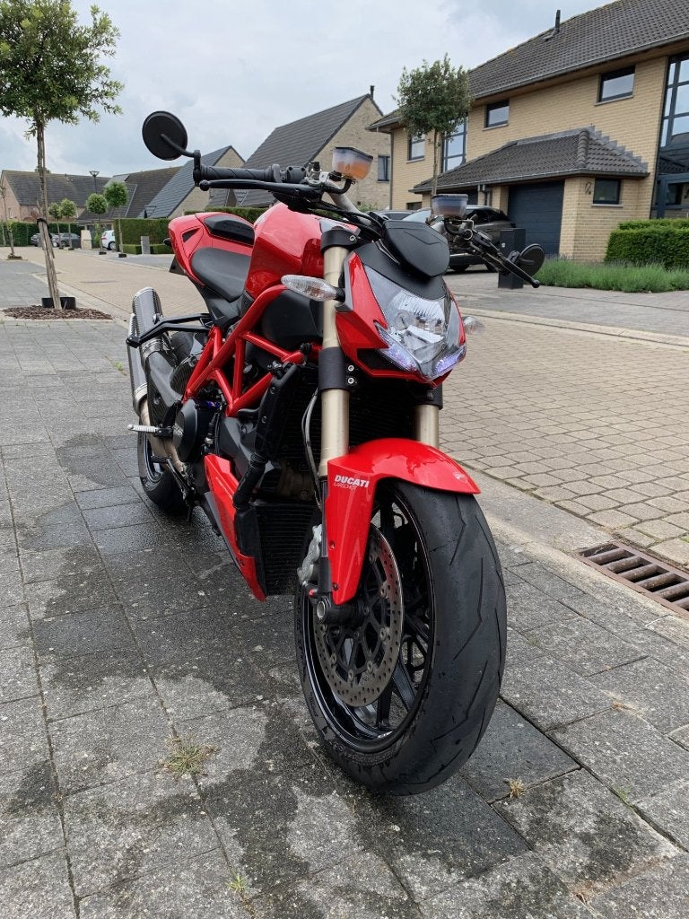 Ducati Streetfighter 848, Motoren, 2 cilinders, Motorrijbewijs A, Meer dan 35 kW, Handgeschakeld