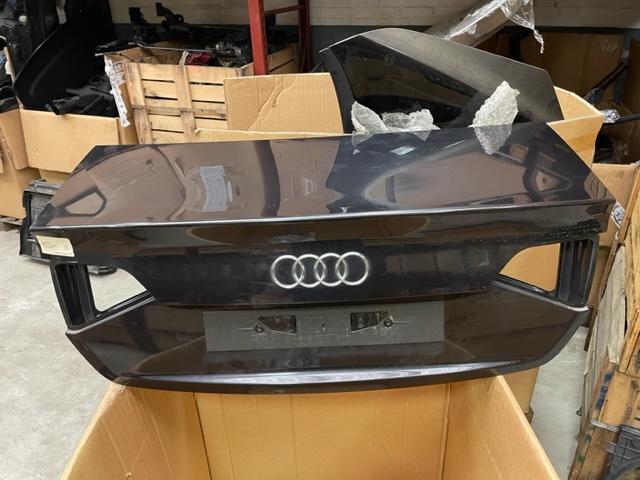 HAYON ARRIÈRE / MALLE Audi A4 (B8) (01-2007/12-2015), Autos : Pièces & Accessoires, Dhr. R. de Gouw, Haillon arrière, Audi, Utilisé
