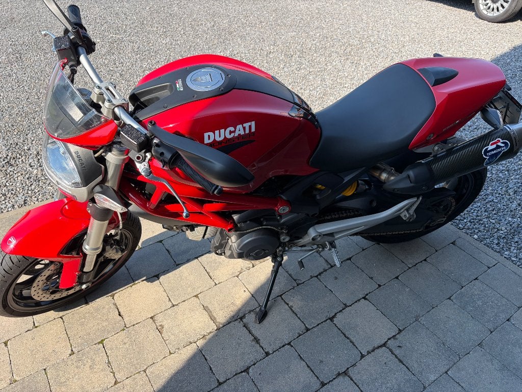 Ducati, 700 cc, 2 cilinders, Occasion, Motorrijbewijs A