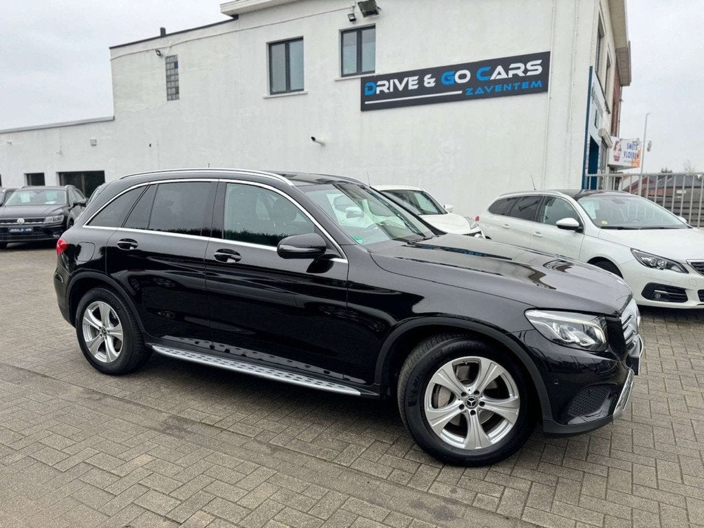 Mercedes-Benz GLC GLC 220 AMG Line 4Matic * 1 JAAR GARANTIE, Automaat, https://public.car-pass.be/vhr/e0447468-f60a-4176-8b98-cf2bfd789958