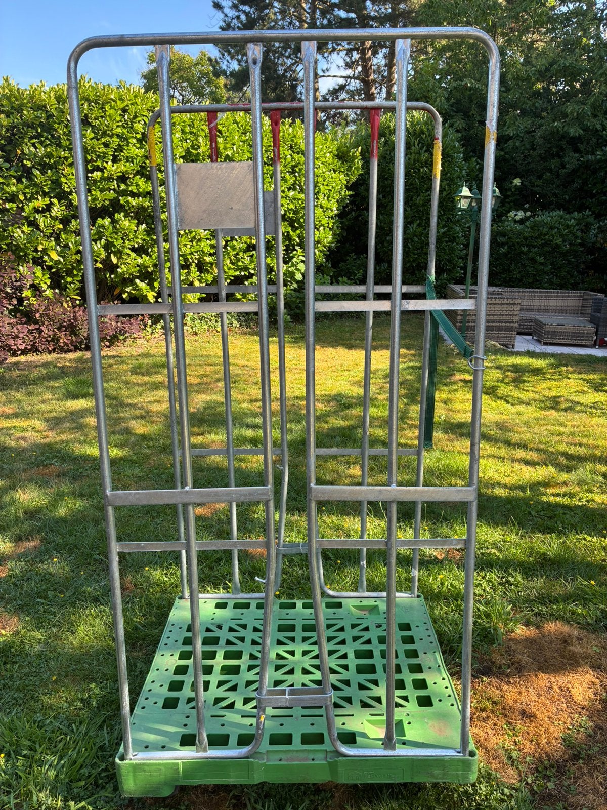 trolleys / CC-containers)., Ophalen