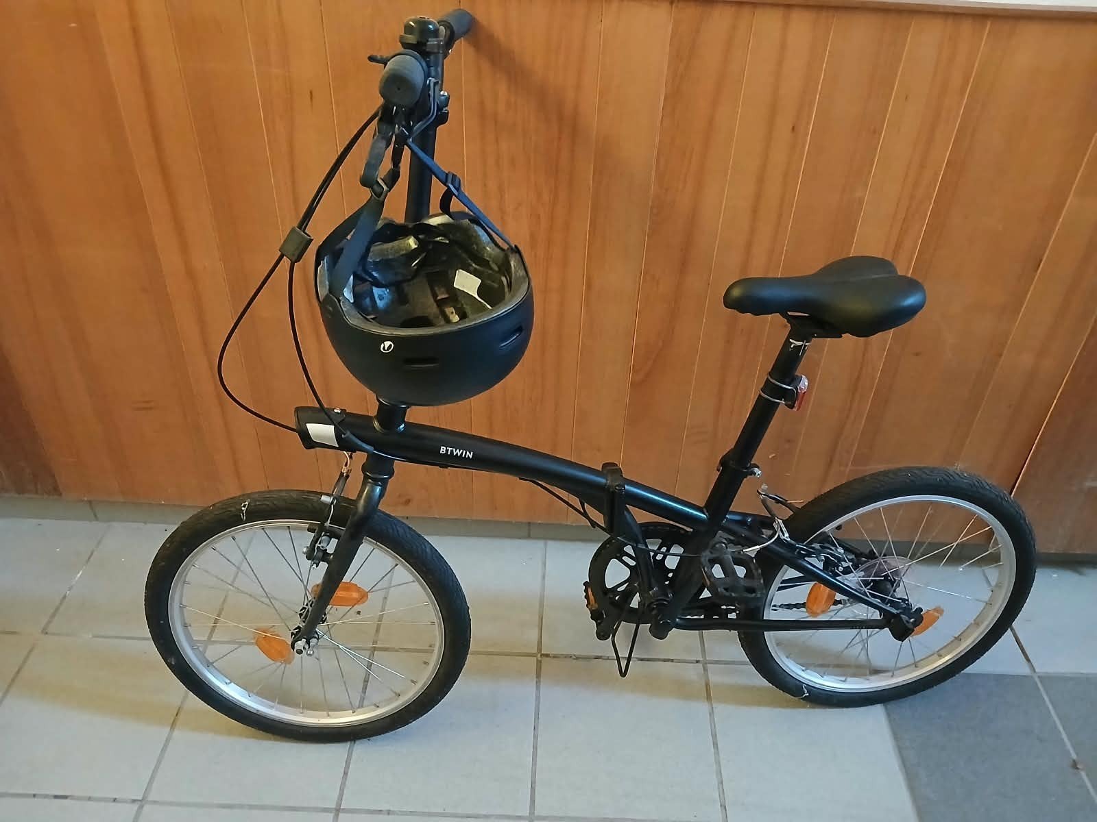 Vélo pliable Btwin + casque : 150 €, Vélos & Vélomoteurs, Enlèvement