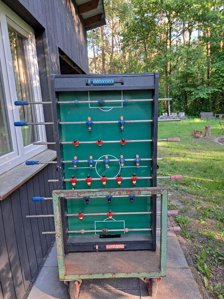 Tafelvoetbalspel, Ophalen