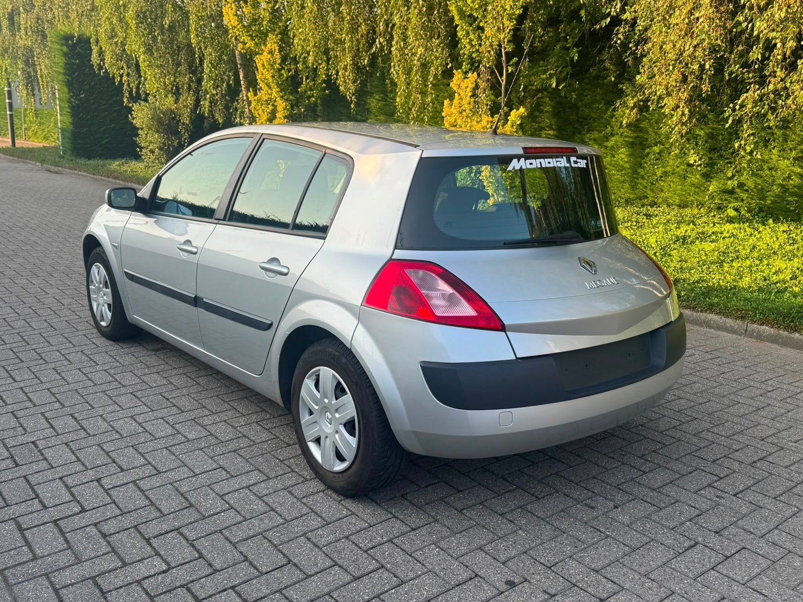 Renault Megane 1.4 benzine Gekeurd voor verkoop, Auto's, Elektrische ramen, Bedrijf, 5 deurs, Euro 4