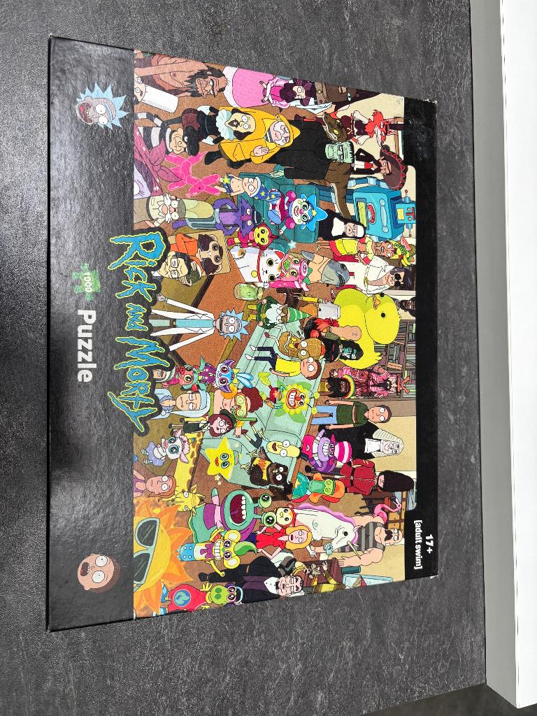 Rick and Morty puzzel 1000 stukjes sealed, Ophalen of Verzenden, Gebruikt