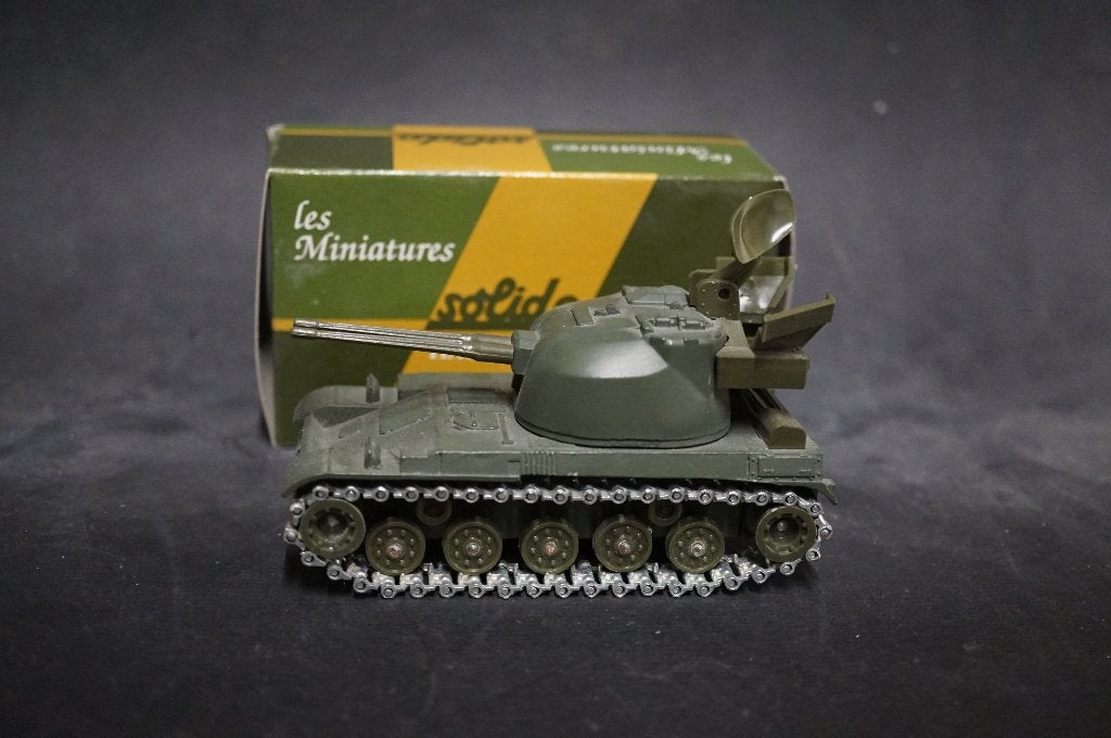 Solido AMX 13 luchtafweer tank - 1/50 - TOP, Ophalen of Verzenden, Zo goed als nieuw