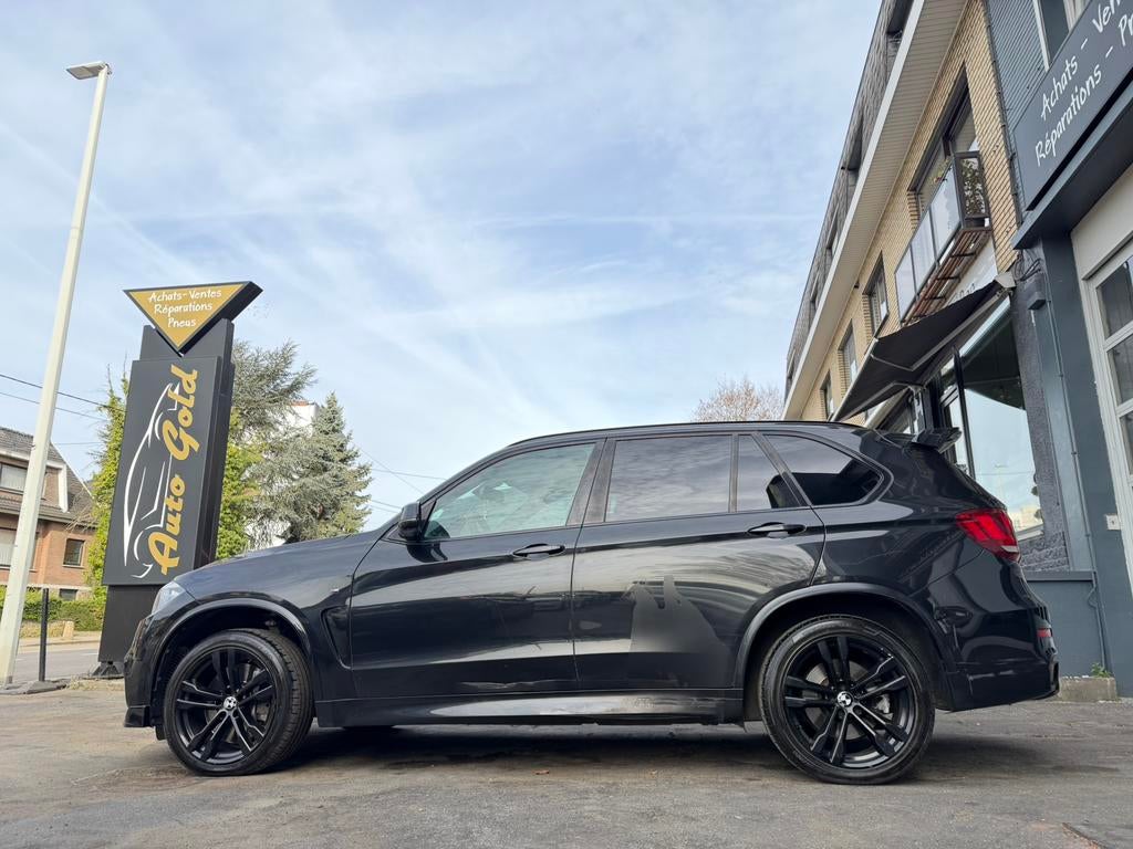 BMW X5 M50D FULL SAUF TOIT EURO 6 BLACK 4x4 !, Auto's, BMW, Automaat, Zwart, Leder, Bruin