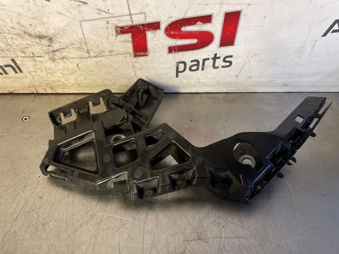 Sabot pare-chocs avant droit d'un Volkswagen Golf, Volkswagen, -, 3 mois de garantie, Utilisé