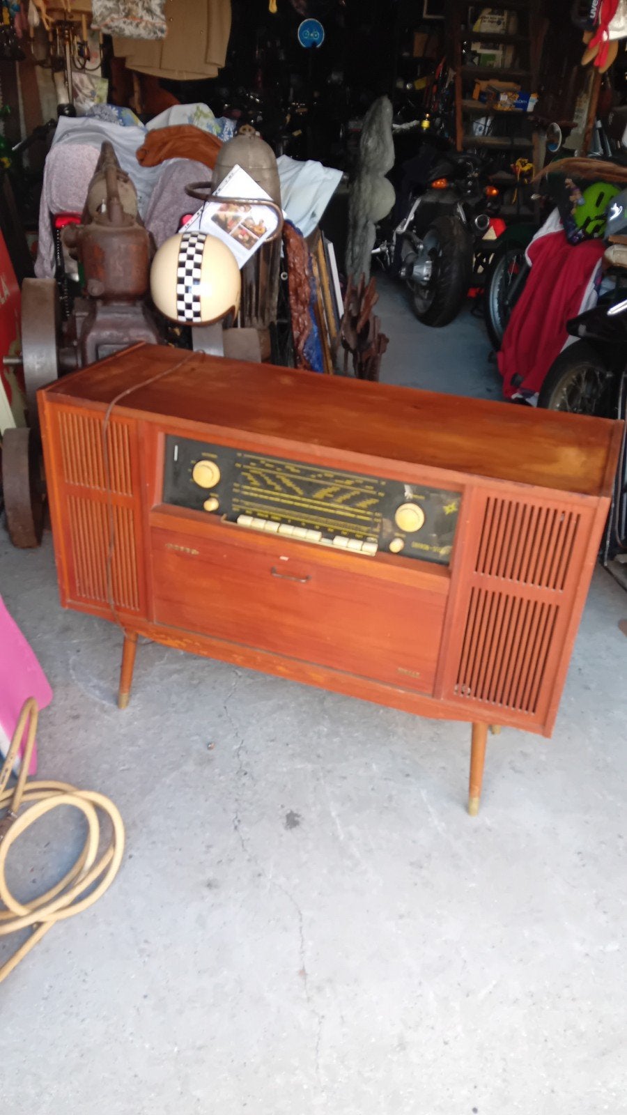 Radio en platendraaier, Antiek en Kunst, Antiek | Tv's en Audio, Ophalen
