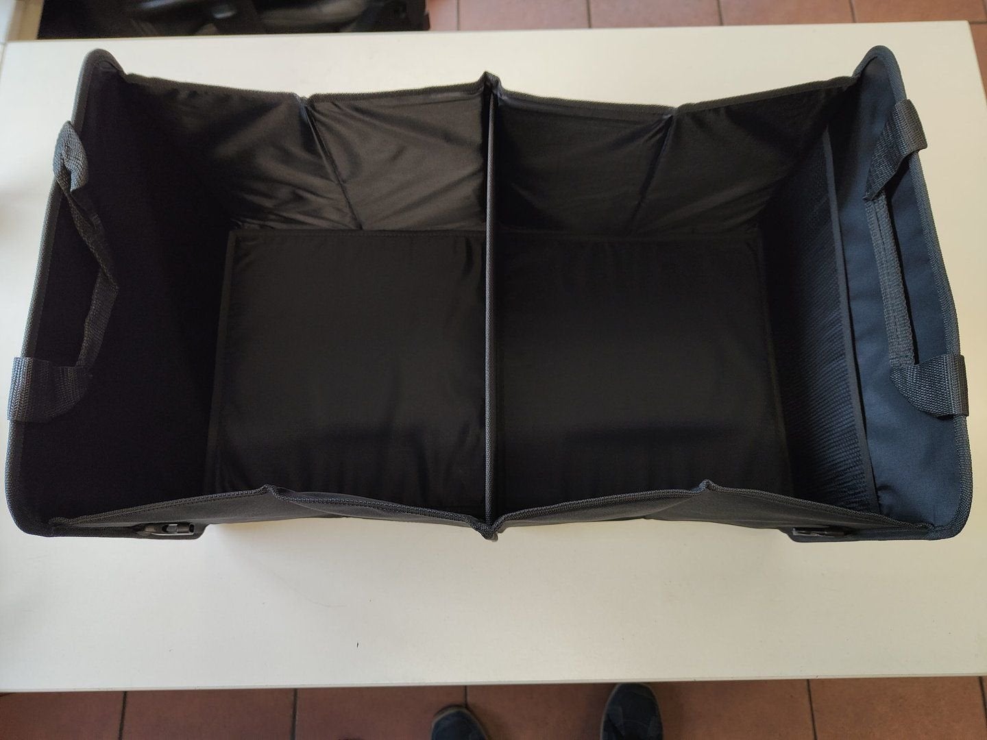 BMW zwarte kofferbak opbergbox organizer 2 vaks 80222207524, Auto diversen, Dakkoffers, -, -, Nieuw, Ophalen of Verzenden