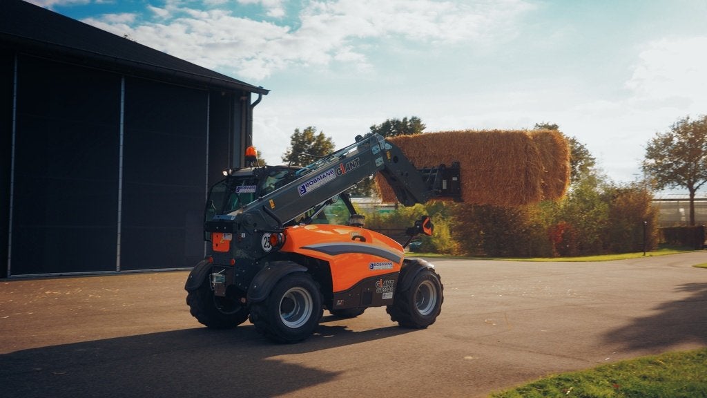 Giant shovel of verreiker kopen ? Profiteer nu van 0,49 % re, Zakelijke goederen, Tobroco, Info@tobroco.nl, Sprendlingenstraat 57
5061 KM  Oisterwijk, NL