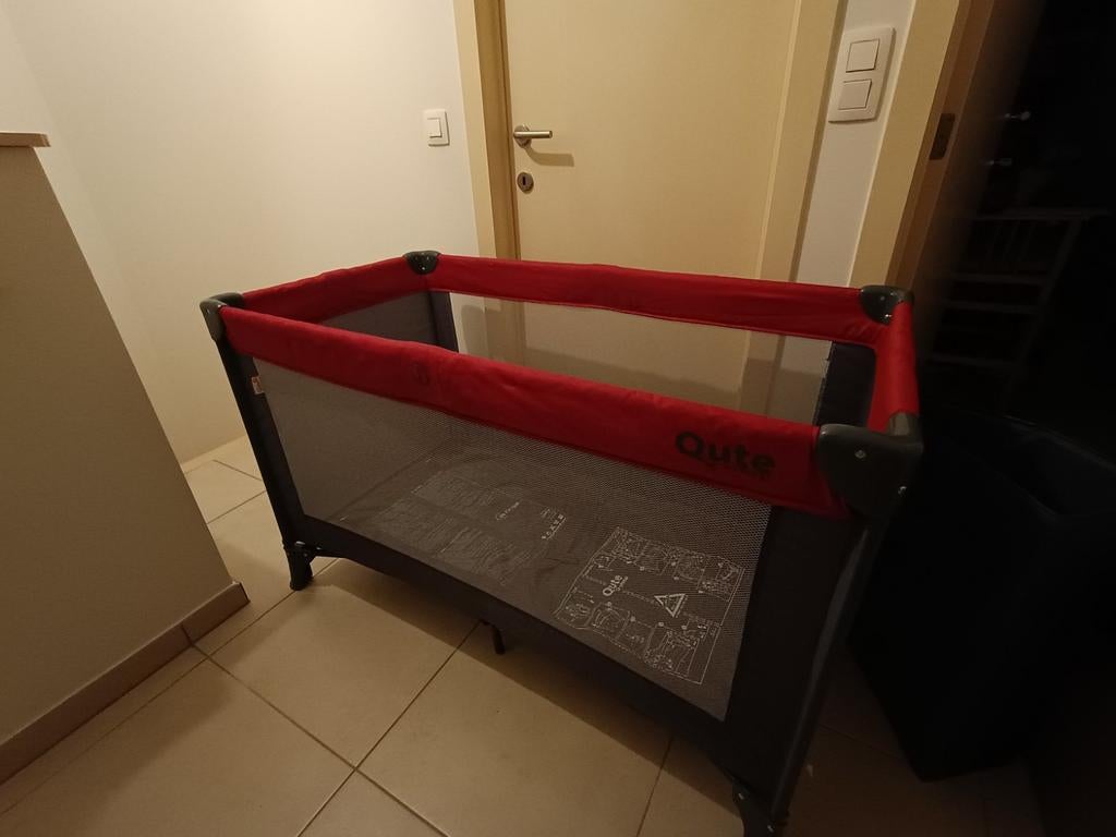 Reisbed 120x60 incl matras, Ophalen