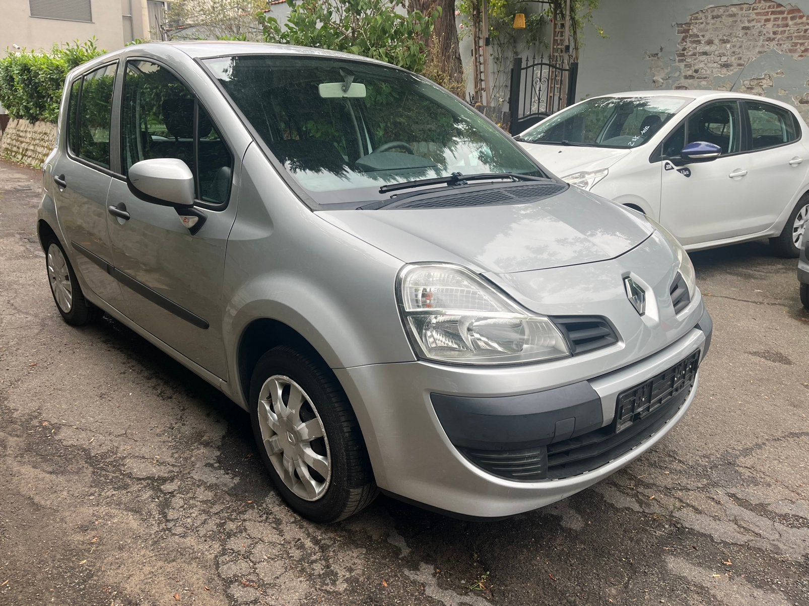 Renault Grand Modus 12i 2012. Airco!!, Auto's, Renault, Voorwielaandrijving, Euro 5, Stof, Zwart