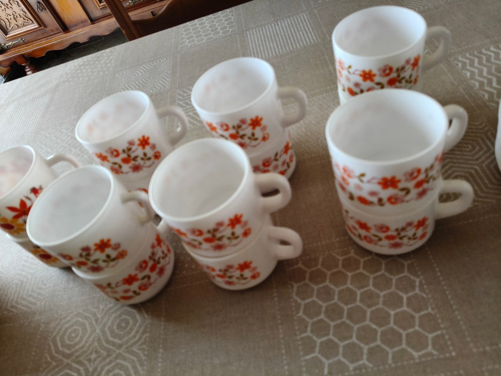 Vintage Arcopal tassen+schotelje ., Ophalen