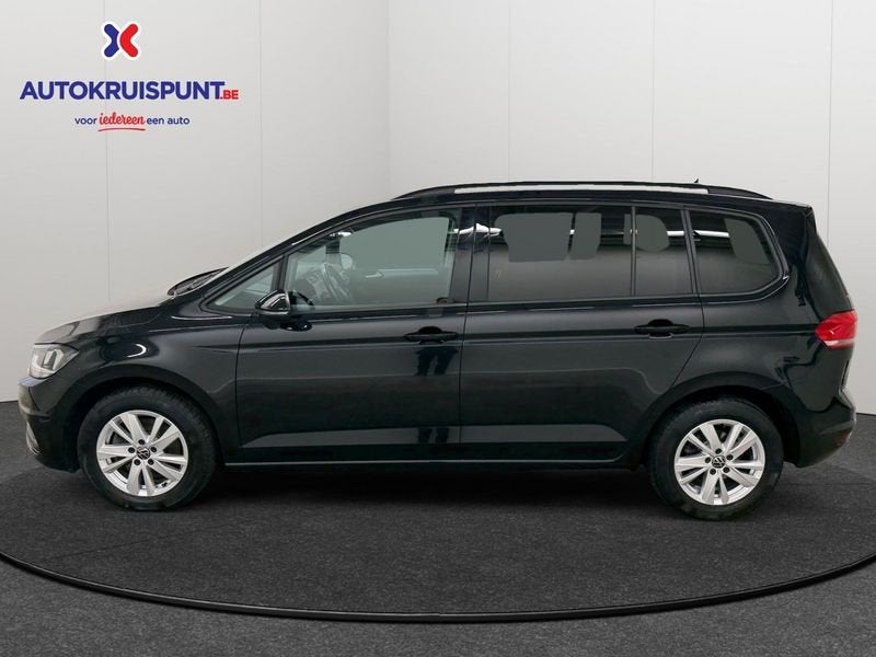 Volkswagen Touran 1.5TSI ACT OPF DSG, https://public.car-pass.be/vhr/4bf218d6-3121-4d62-af9f-b97a093d4790, Zwart, 151 g/km, 5 zetels