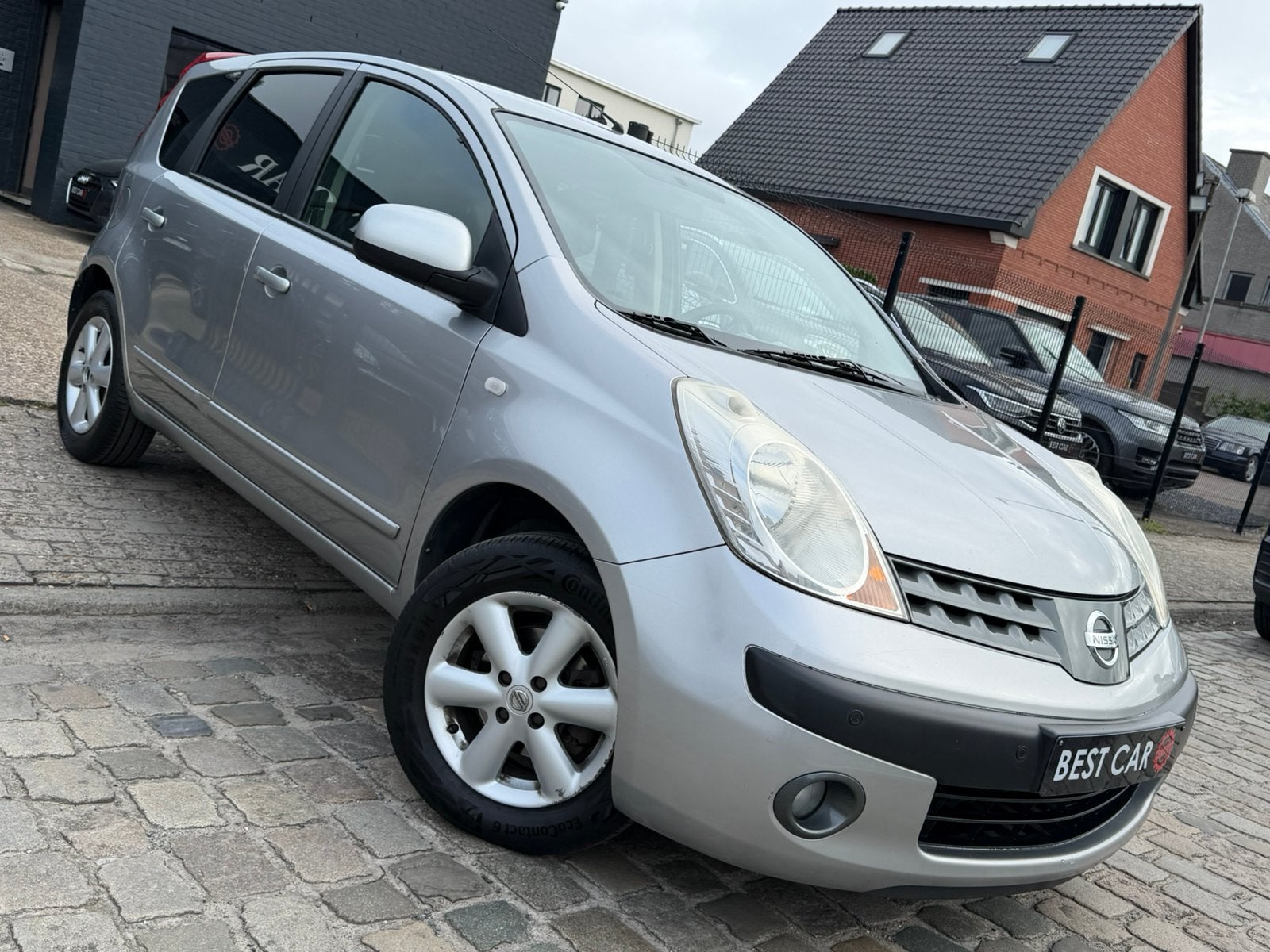 Nissan Note 1.6i * AutoMaat, Autos, Nissan, Argent ou Gris, Achat, Entreprise, Capteur de stationnement