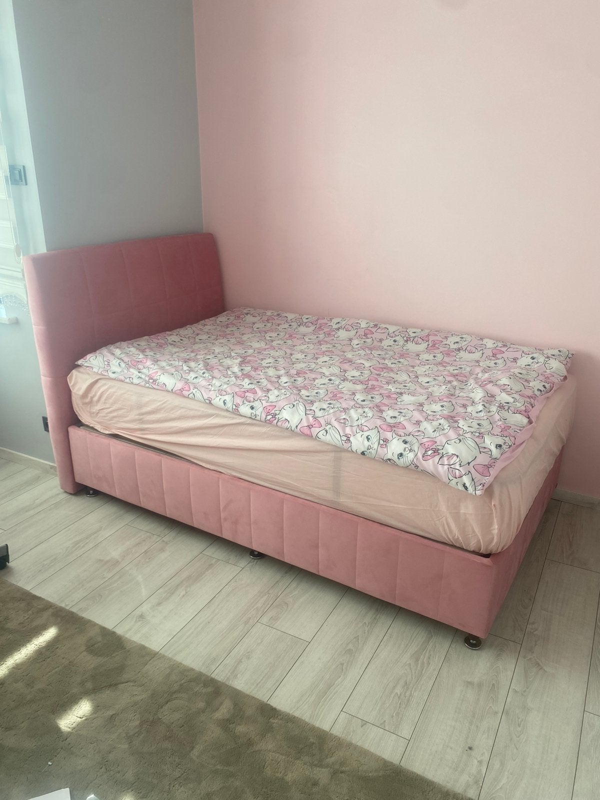 Lit avec coffre et matelas, Enlèvement, Comme neuf, Matelas