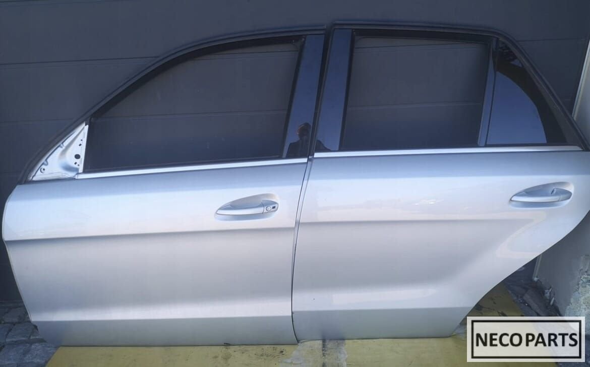 MERCEDES ML W166 PORTIER DEUR KLEUR 775 ALLES LEVERBAAR !!, Arrière, Haillon arrière, Utilisé, -