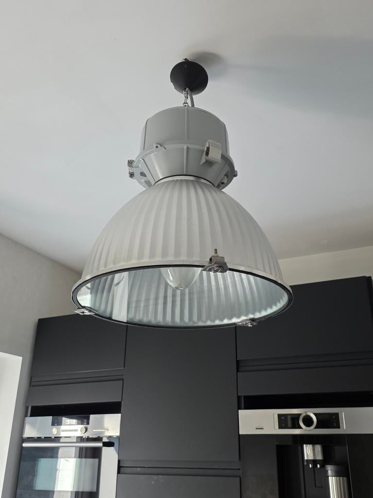 Vraie lampe industrielle x2, Enlèvement
