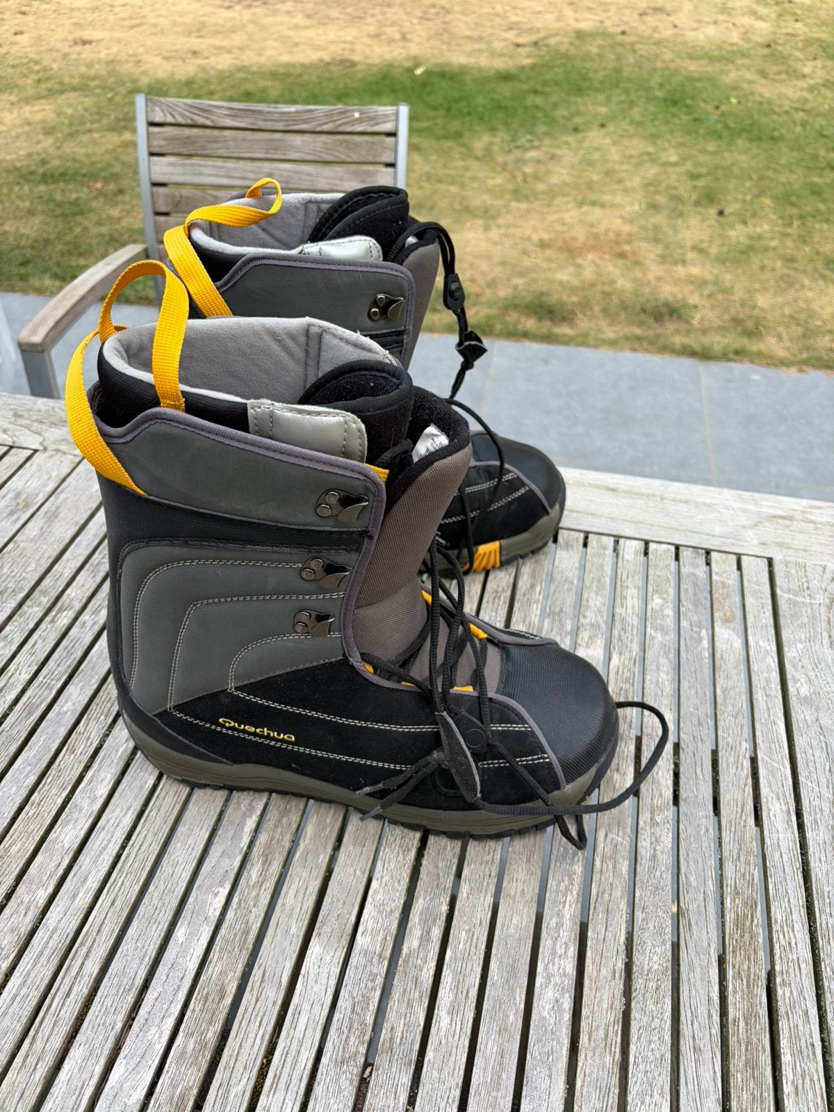 Chaussures de snowboard taille 46 - gratuites, Sports & Fitness, Snowboard, Enlèvement, Comme neuf