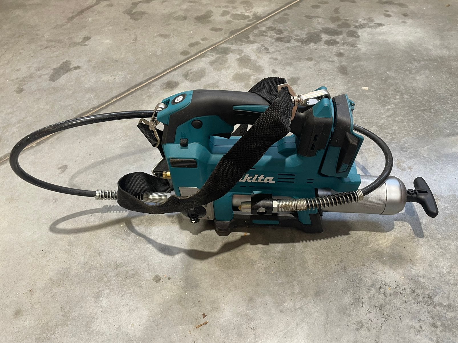 Pistolet à graisse à batterie Makita DGP180 18V (état neuf), Enlèvement ou Envoi, Comme neuf