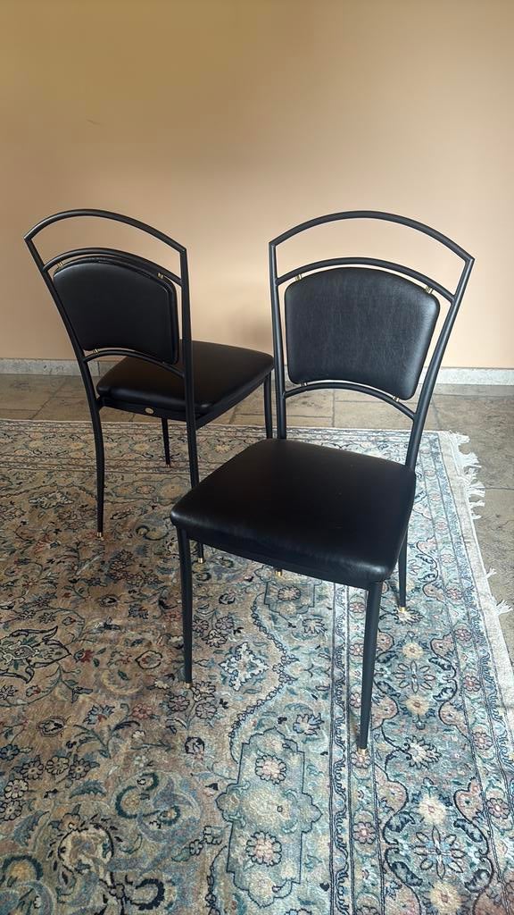 4 zwarte stoelen, Huis en Inrichting, Stoelen, Ophalen, Zo goed als nieuw