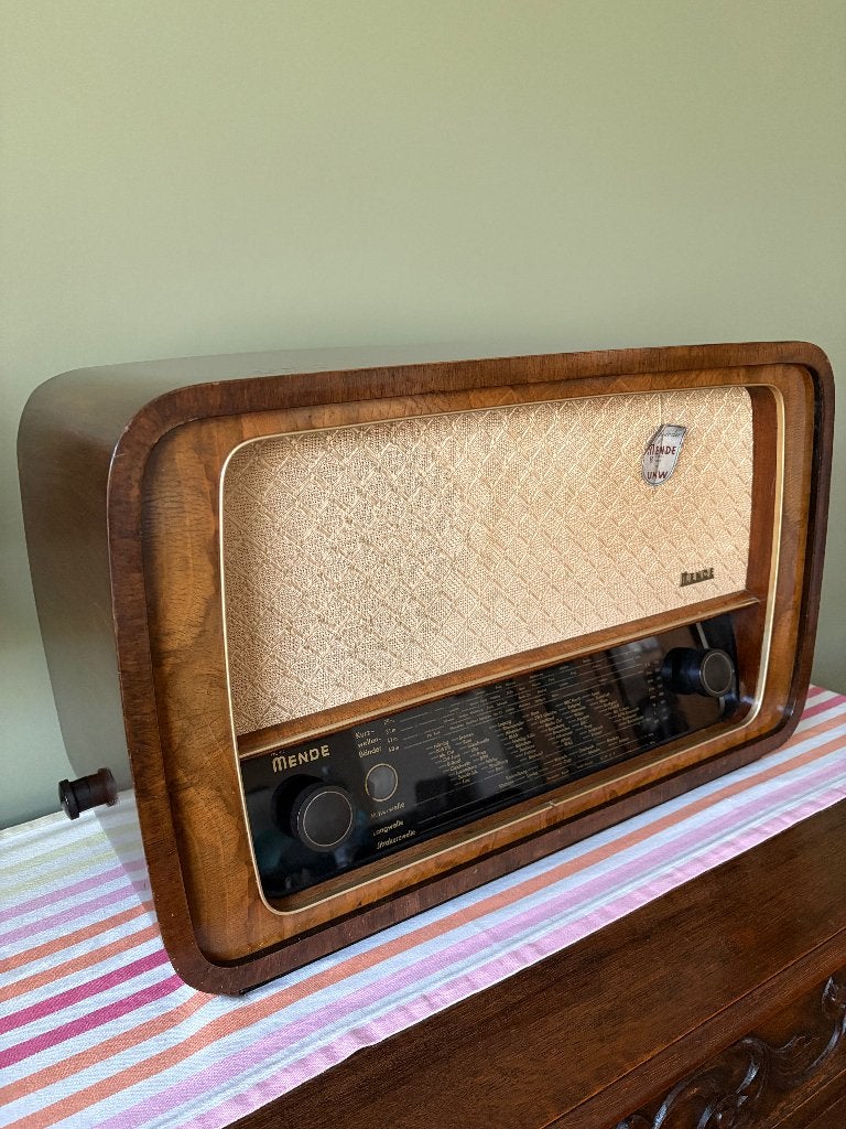 Antieke radio Mende, Antiek en Kunst, Ophalen