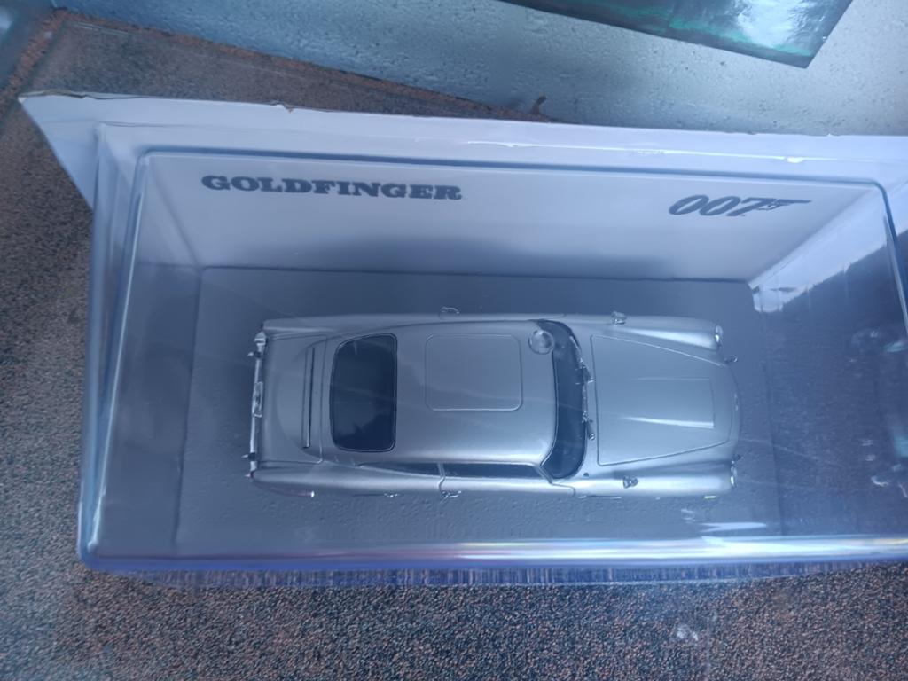 Aston Martin 007 Miniatuur 1/24, Ophalen of Verzenden, Nieuw, Auto